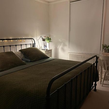 3 Bed Home Sleeps 6 Free Parking Brighton Exterior foto
